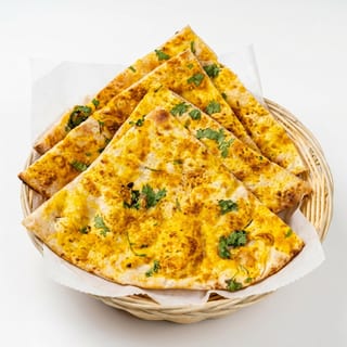 BR3 Garlic Naan